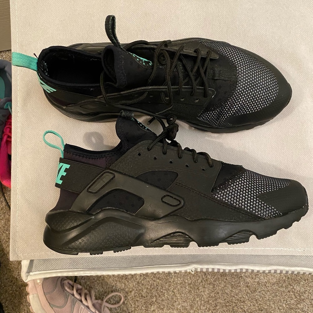 Nike Huarache 6Y - Picture 1 of 3